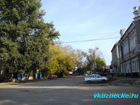 Улица Калинина от ул. Комсомольской в сторону районной администрации